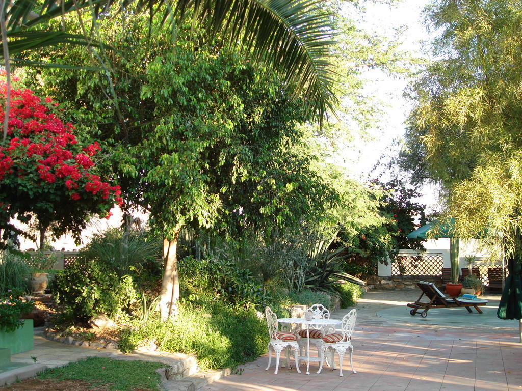 Corona Guest Farm Villa Dış mekan fotoğraf